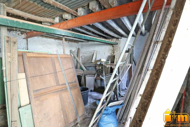 Parking / Garage - 44 m²