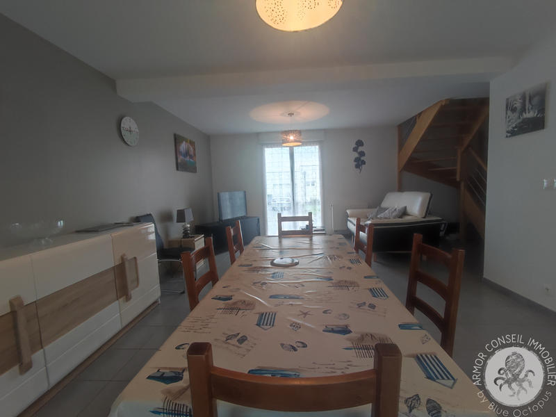 Maison - 90 m² - 5 pièces