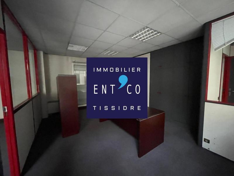 Bureau - 560 m²