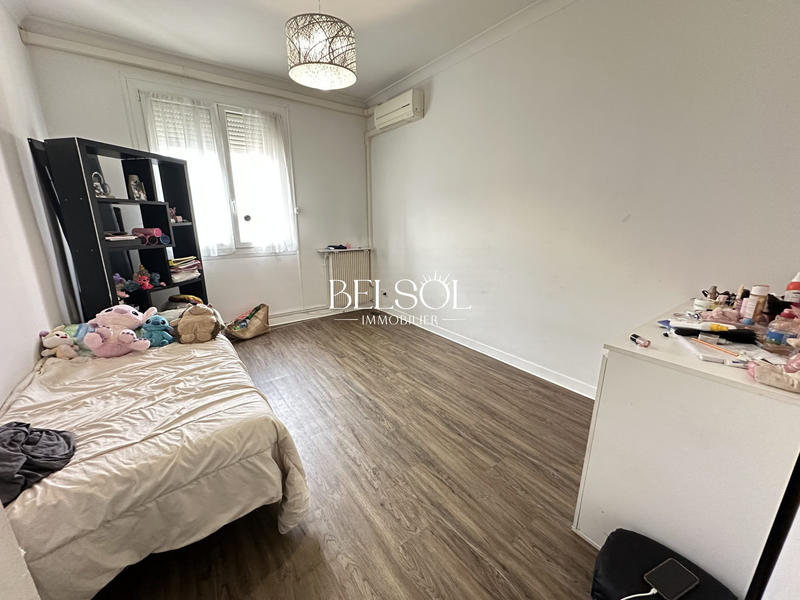 Appartement - 92 m² - 4 pièces