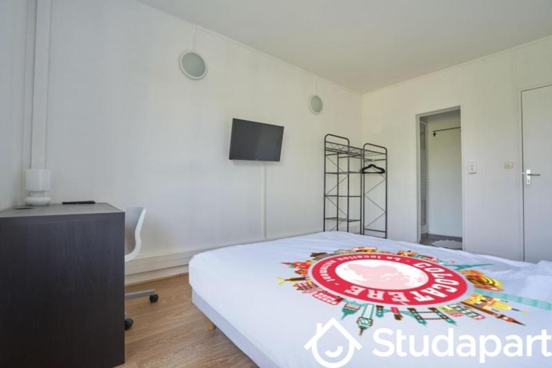 Chambre - 14 m² - 1 pièce