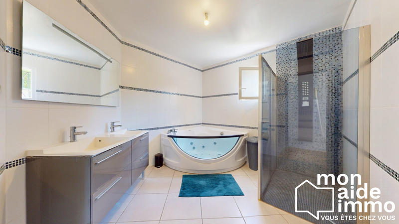 Maison contemporaine - 140 m² - 6 pièces