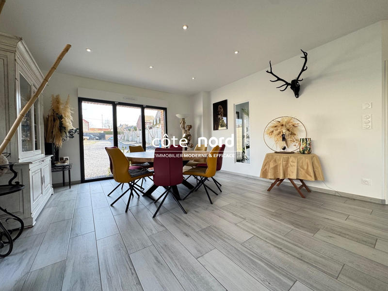 Maison - 159 m² - 5 pièces