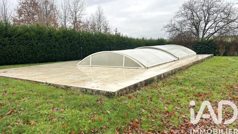 Maison de village - 225 m² - 9 pièces