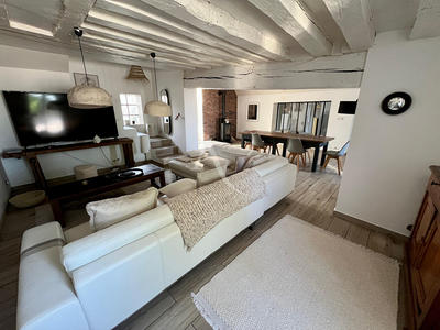 Maison - 304 m² - 11 pièces