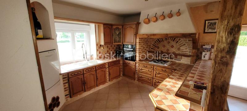 Corps de ferme - 322 m² - 9 pièces