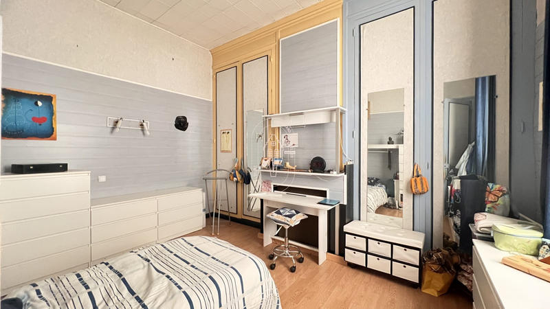 Immeuble - 218 m² - 10 pièces