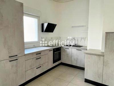 Appartement - 84 m² - 4 pièces