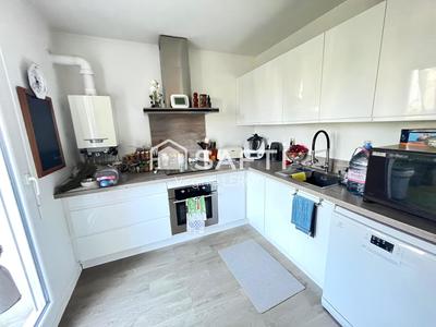 Duplex - 90 m² - 5 pièces