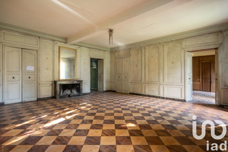 Maison - 650 m² - 15 pièces