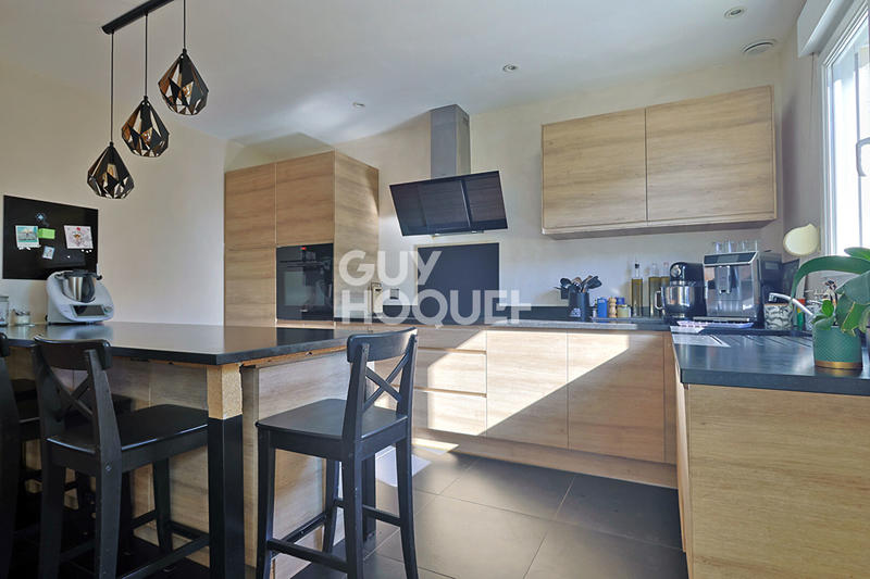 Maison - 164 m² - 7 pièces