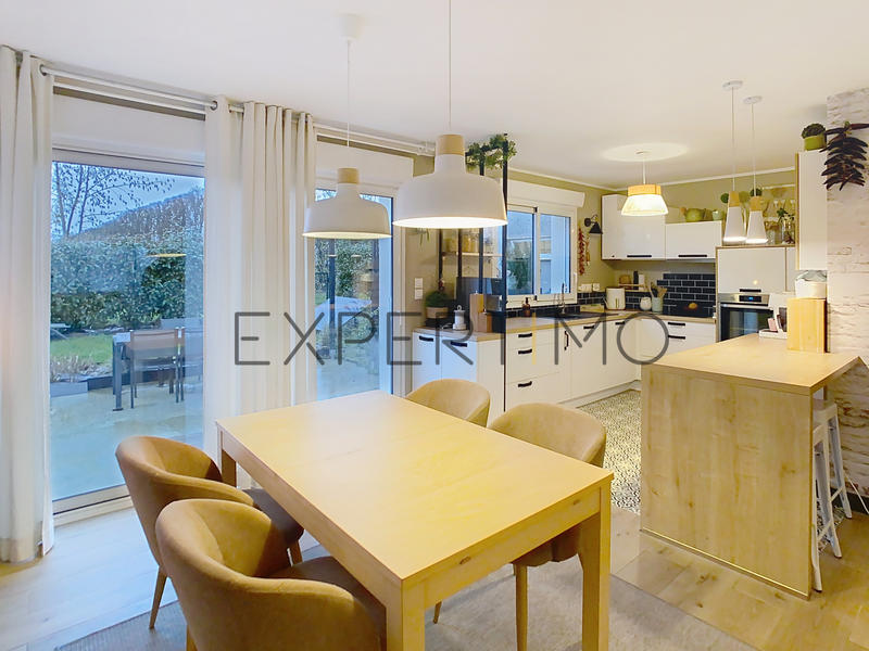 Maison - 124 m² - 7 pièces