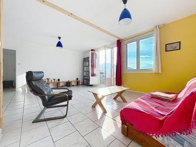 Appartement - 65 m² - 4 pièces