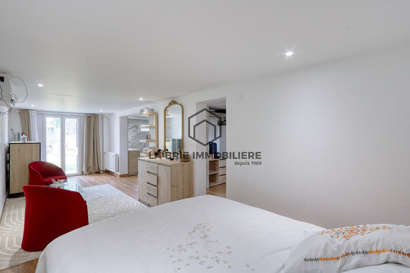 Maison - 142 m² - 6 pièces