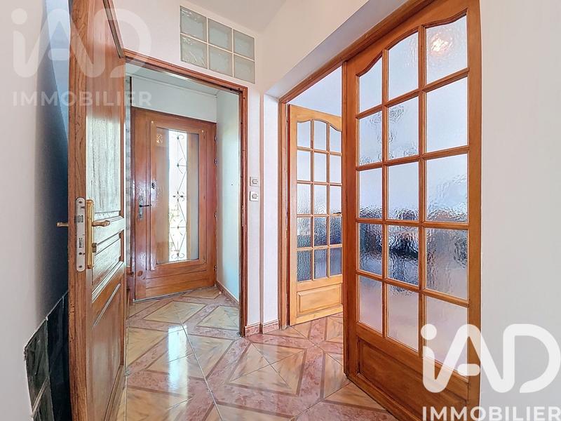 Maison - 189 m² - 9 pièces