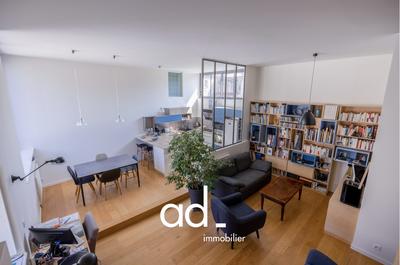 Appartement - 85 m² - 3 pièces