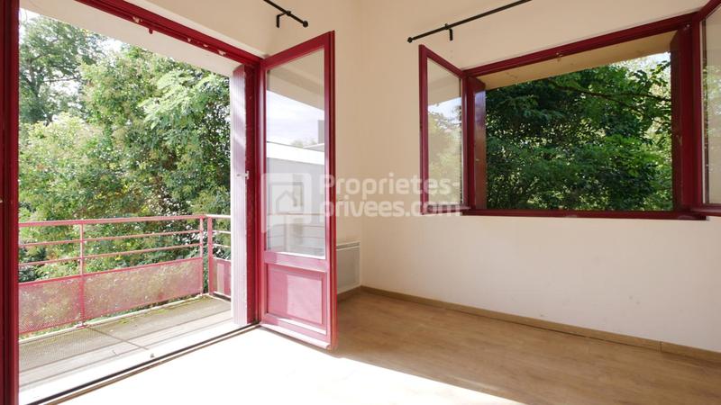 Appartement - 134 m² - 2 pièces