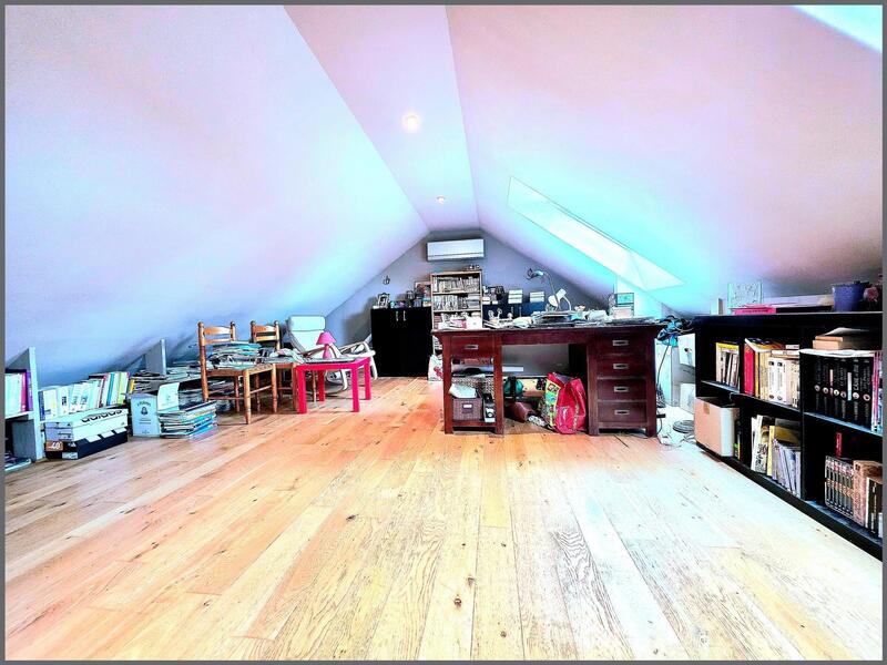 Maison - 103 m² - 5 pièces