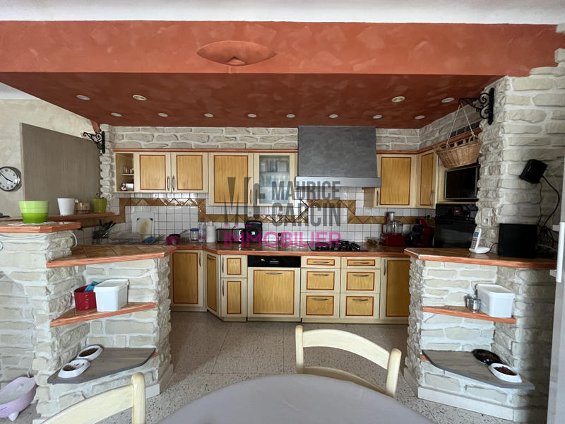 Local commercial - 280 m²