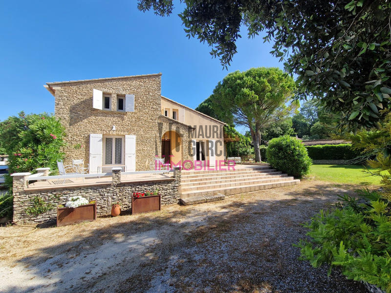 Maison - 197 m² - 5 pièces