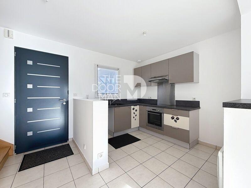 Maison - 99 m² - 4 pièces