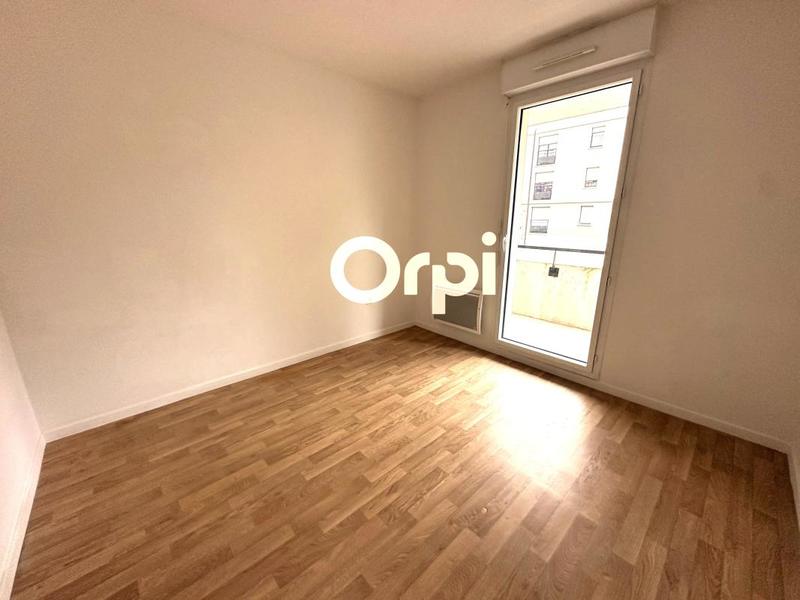 Appartement - 98 m² - 5 pièces