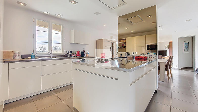 Maison - 142 m² - 5 pièces