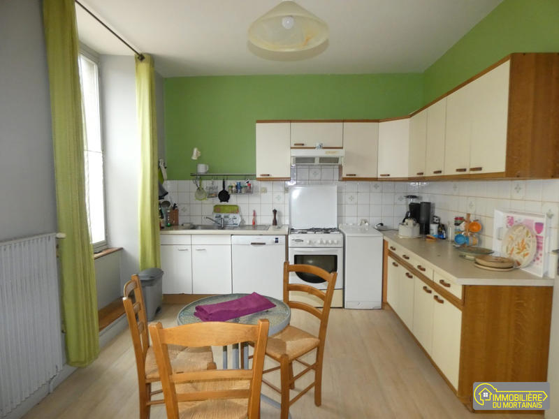 Maison - 102 m² - 7 pièces