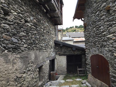 Maison - 180 m² - 6 pièces