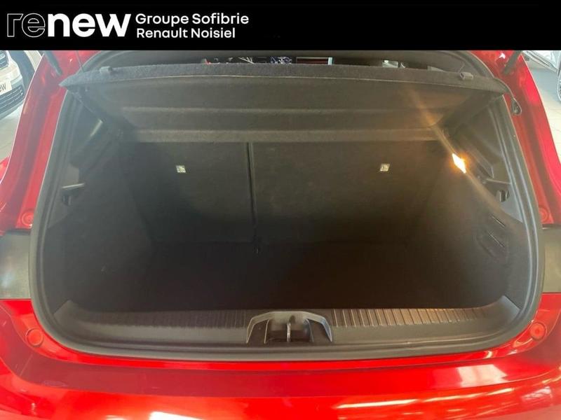 Renault Clio V TCe 90 - 21n R.S. Line