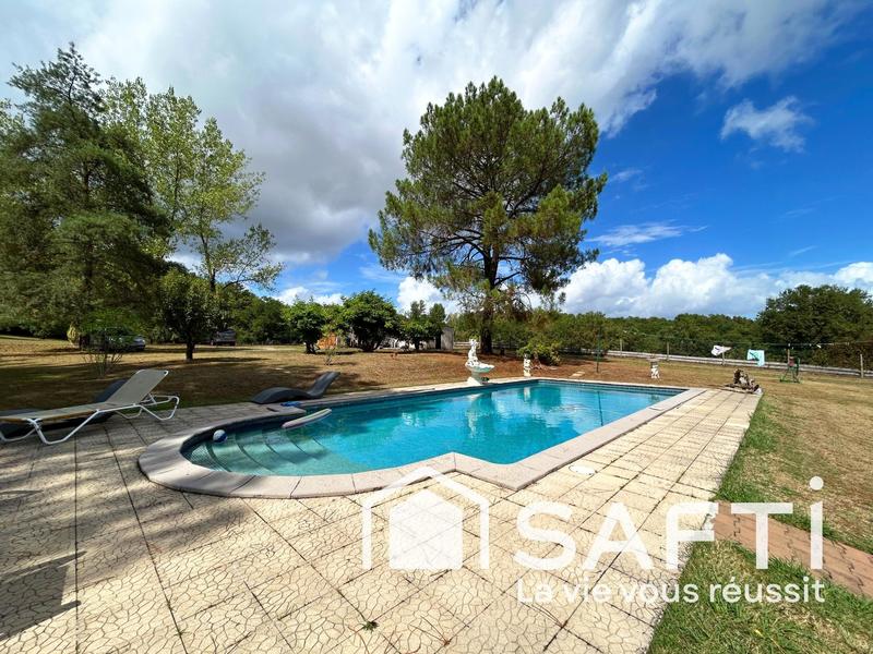 Maison - 235 m² - 6 pièces