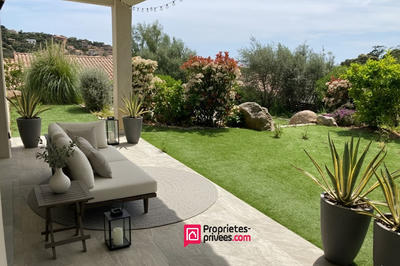 Maison - 109 m² - 4 pièces