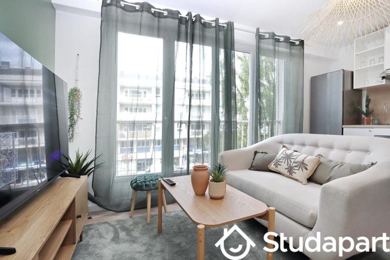 Chambre - 10 m² - 1 pièce