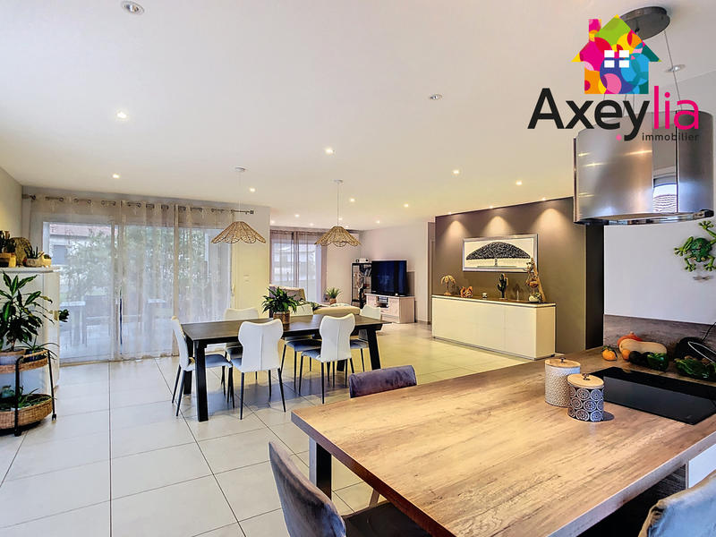 Maison - 122 m² - 4 pièces