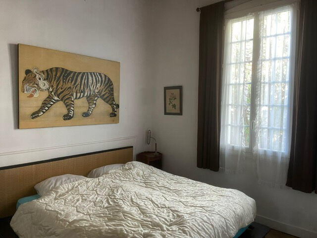 Maison - 209 m² - 9 pièces