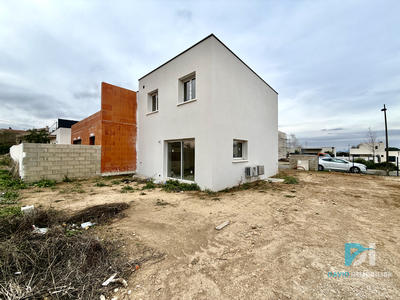 Maison - 87 m² - 4 pièces