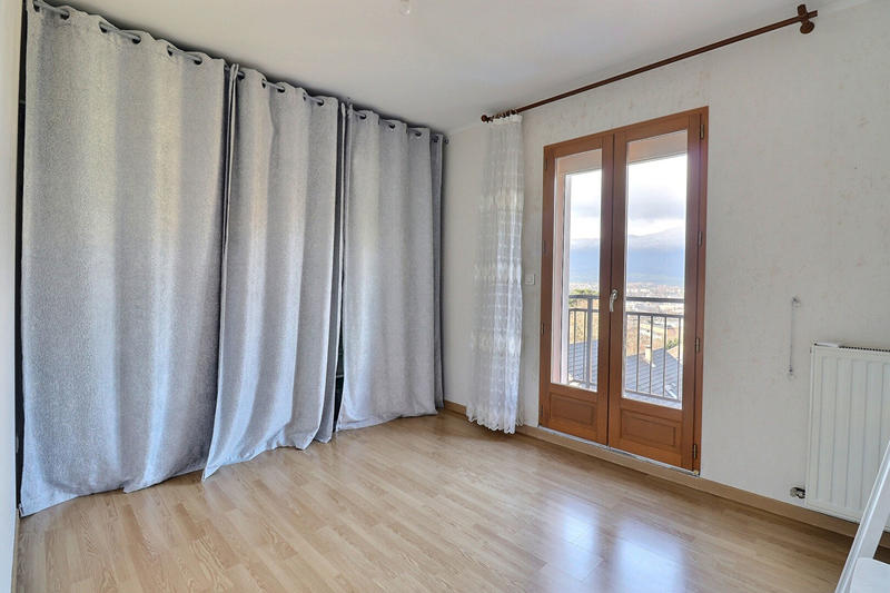 Maison - 142 m² - 6 pièces