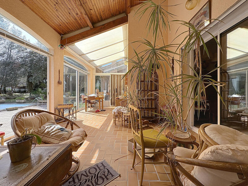 Maison - 150 m² - 5 pièces