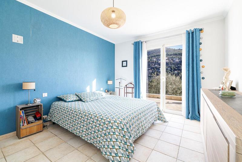 Villa - 240 m² - 7 pièces