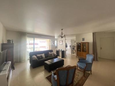 Appartement - 84 m² - 3 pièces