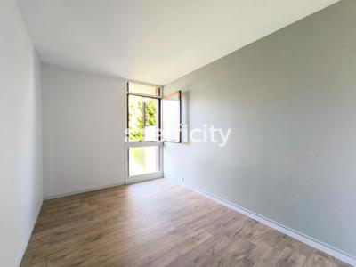 Appartement - 72 m² - 4 pièces