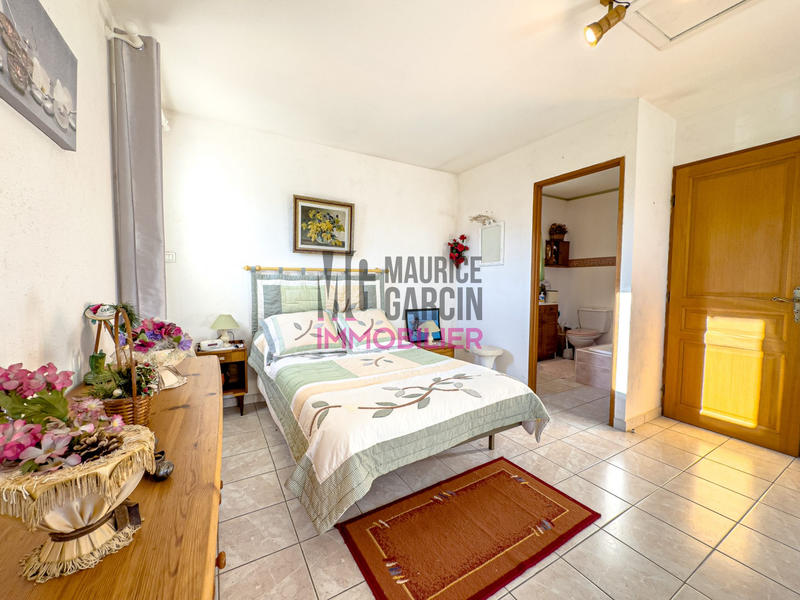 Villa - 145 m² - 5 pièces