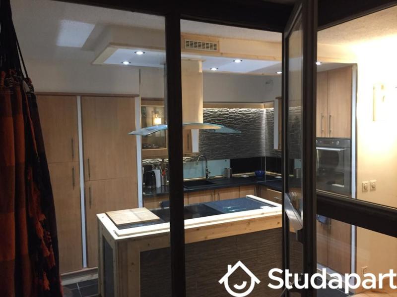 Chambre - 9 m² - 1 pièce