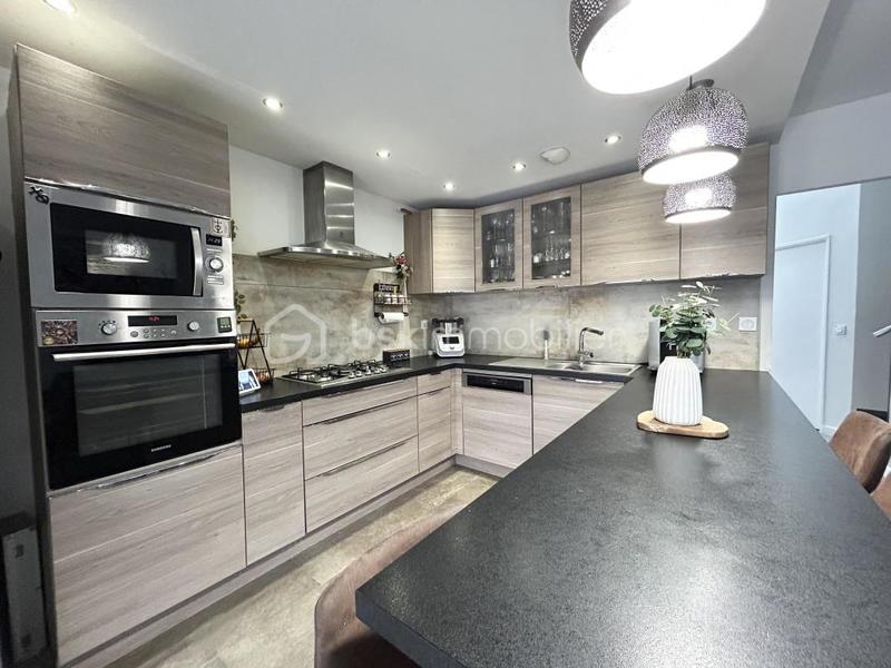 Maison de ville - 82 m² - 4 pièces