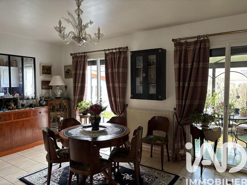 Maison - 145 m² - 6 pièces