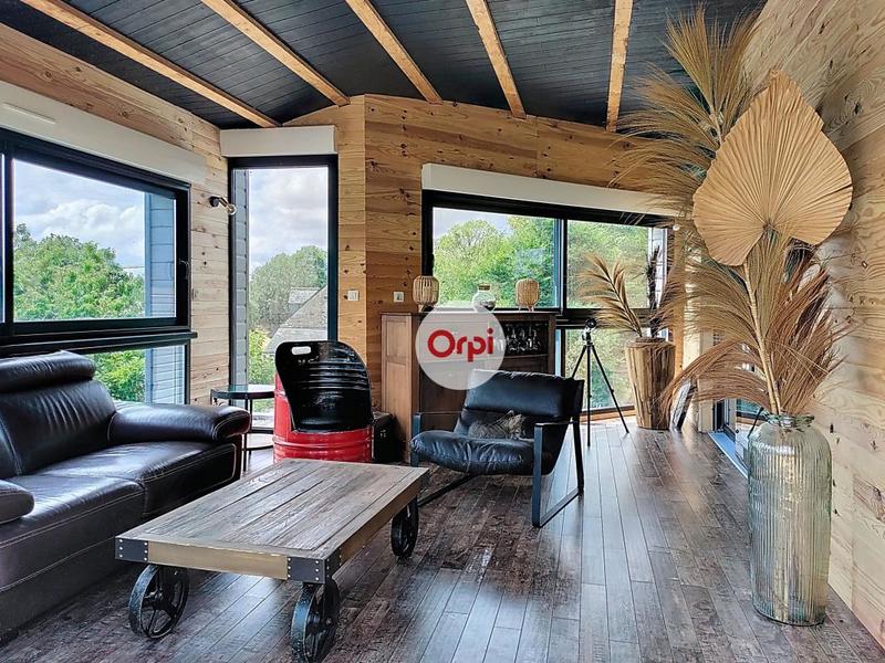 Maison - 137 m² - 5 pièces