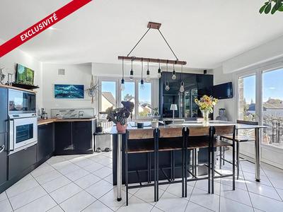 Maison traditionnelle - 170 m² - 7 pièces