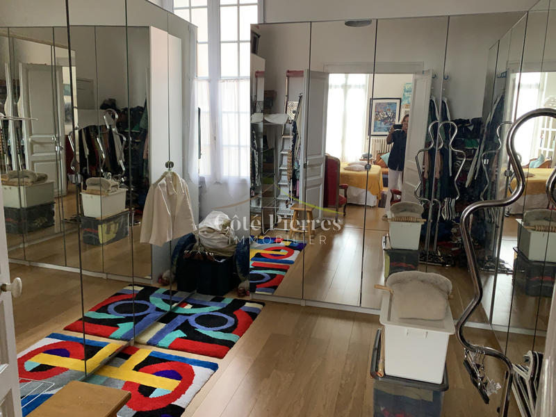 Appartement - 185 m² - 5 pièces