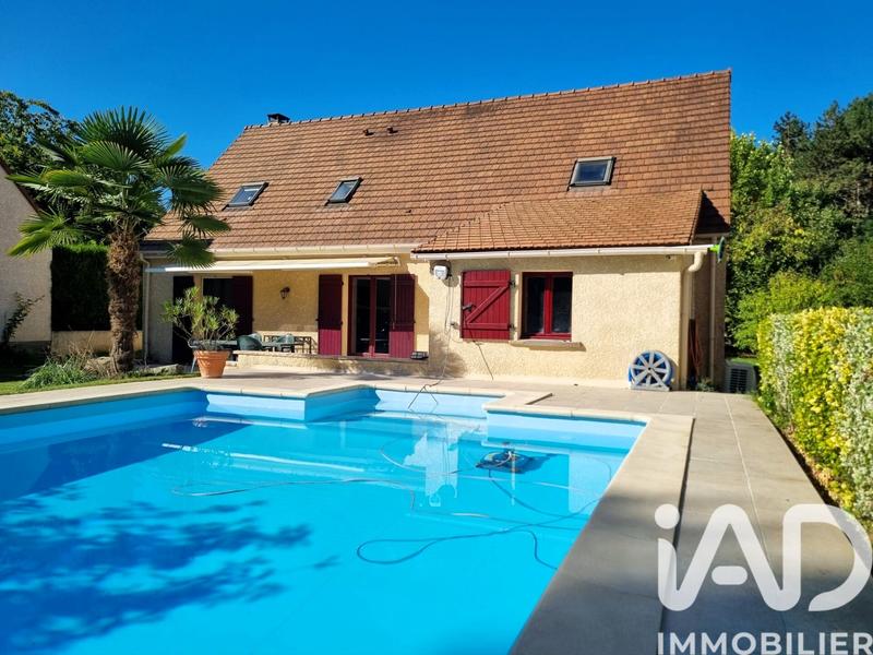 Maison - 140 m² - 6 pièces