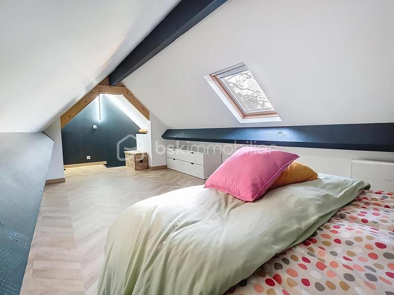 Maison - 202 m² - 6 pièces